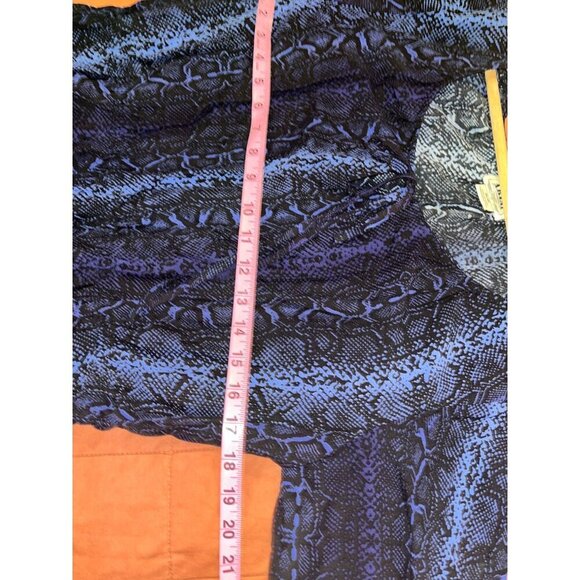 Ariat Womens M Blue & Purple Snake Print Dress With Paisley Hem - Picture 6 of 9